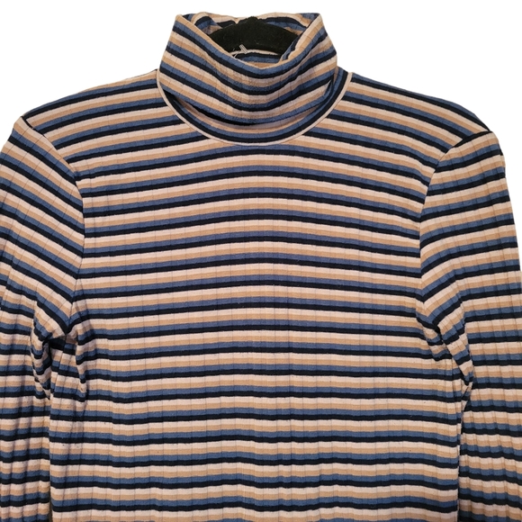 Madewell Ribbed Turtleneck Top in Stripe, Size Small - Picture 5 of 8